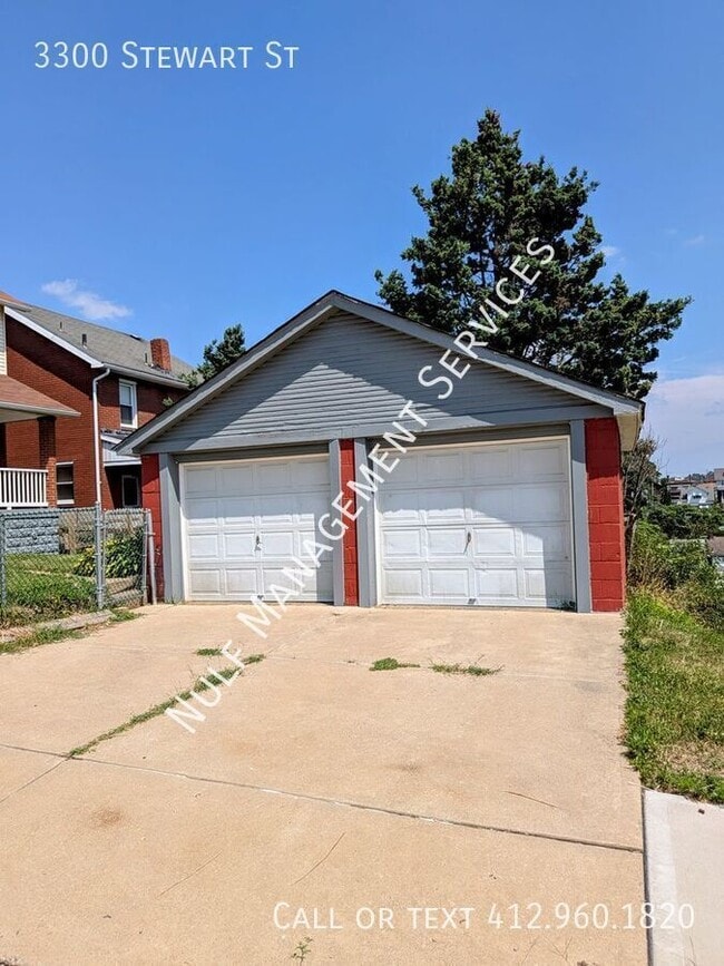 Building Photo - 3300 Stewart St