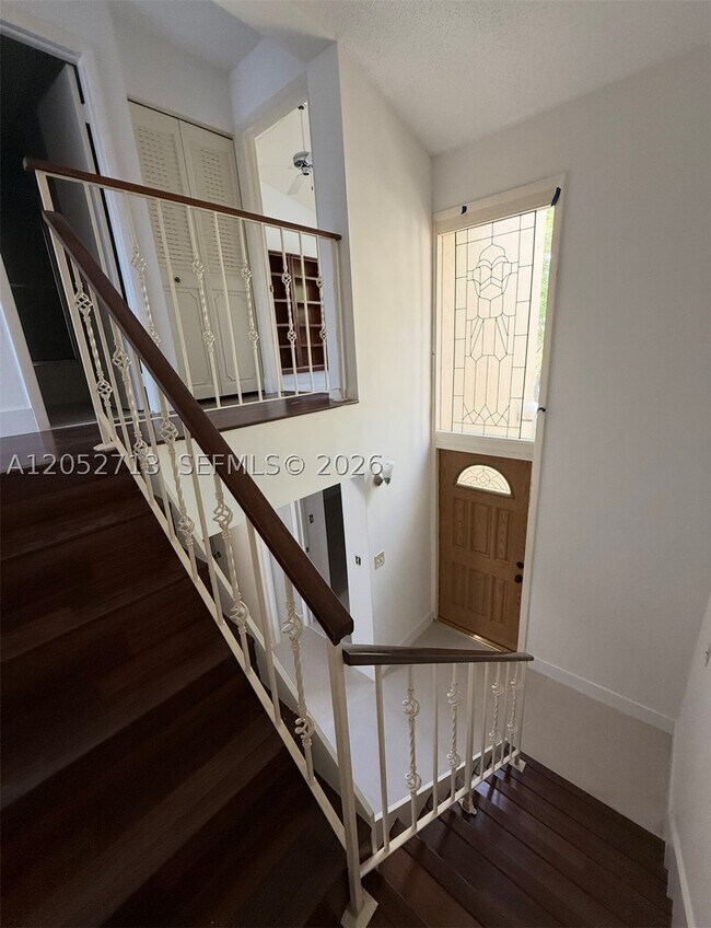 Building Photo - 14293 Kendale Lakes Dr