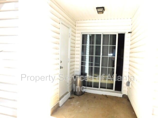 Building Photo - 1795 Devon Dr