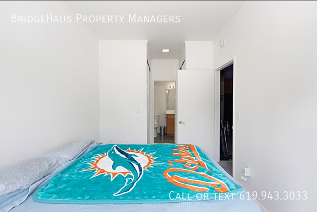 Building Photo - 2650 Broadway-212