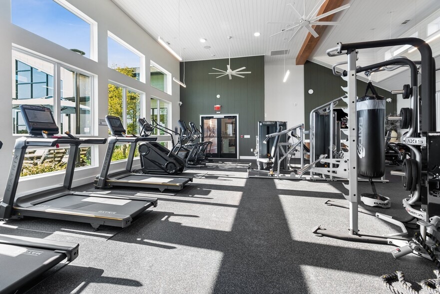 Building Photo - The Dalton