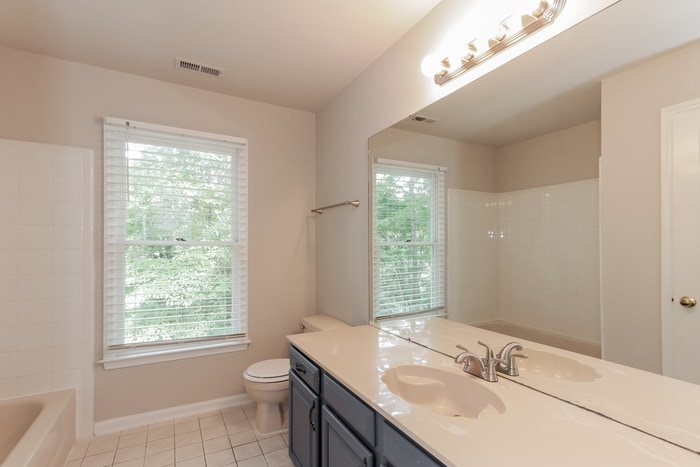 Building Photo - 7408 Kinsmore Ln