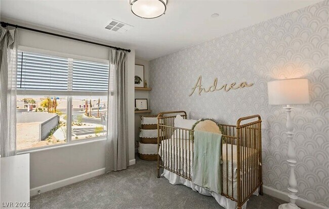 Building Photo - 4258 Vivenda St