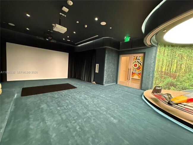 Building Photo - 77 SE 5th St