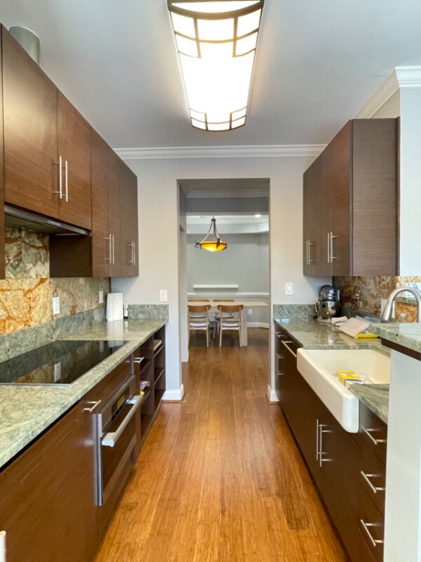 Building Photo - 2115 Ganton Green