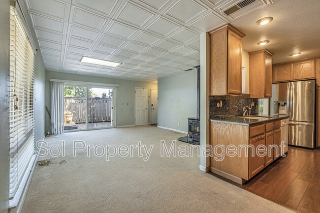 Building Photo - 221 Palo Verde Terrace