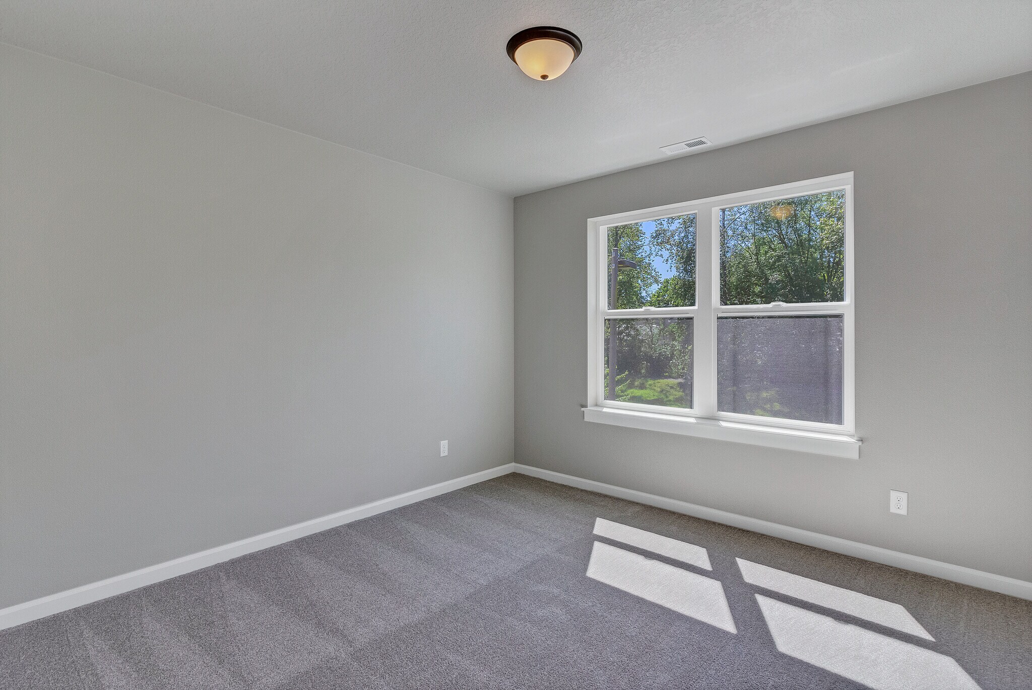 Bedroom (Upstairs - Front of House) - 2057 Audubon Ave SE