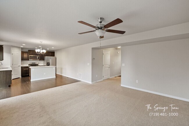 Building Photo - Spacious Saint Aubyn 4BD Lorson Ranch w/ A/C