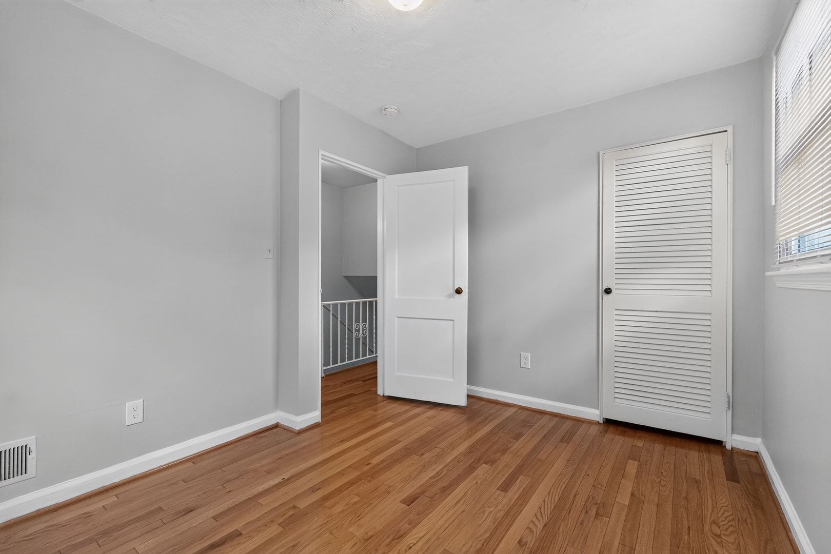 Building Photo - 5551 Chillum Pl NE