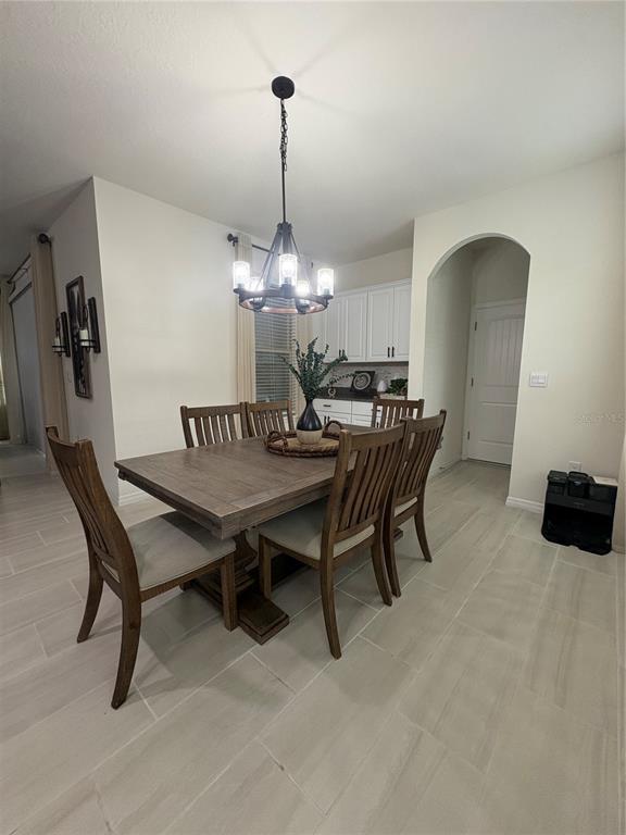 Building Photo - 15746 Fountain Springs Rd