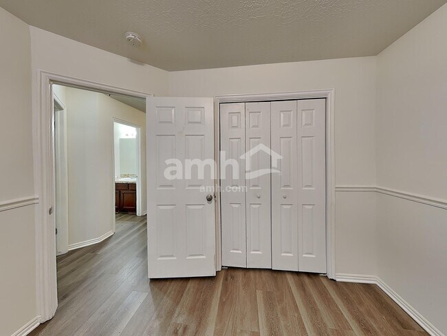 Building Photo - 4419 S 2750 W