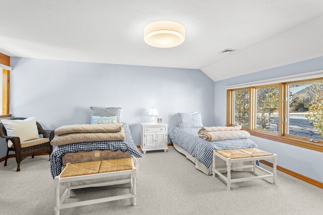 Building Photo - 281 Davidson Dr