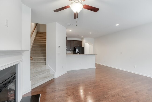Building Photo - 5070 Longview Walk