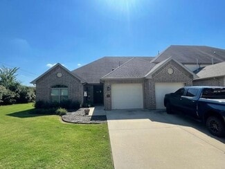 Building Photo - 6615 W Valley View Rd