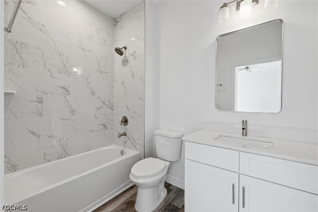 Building Photo - 10045 Amicola St