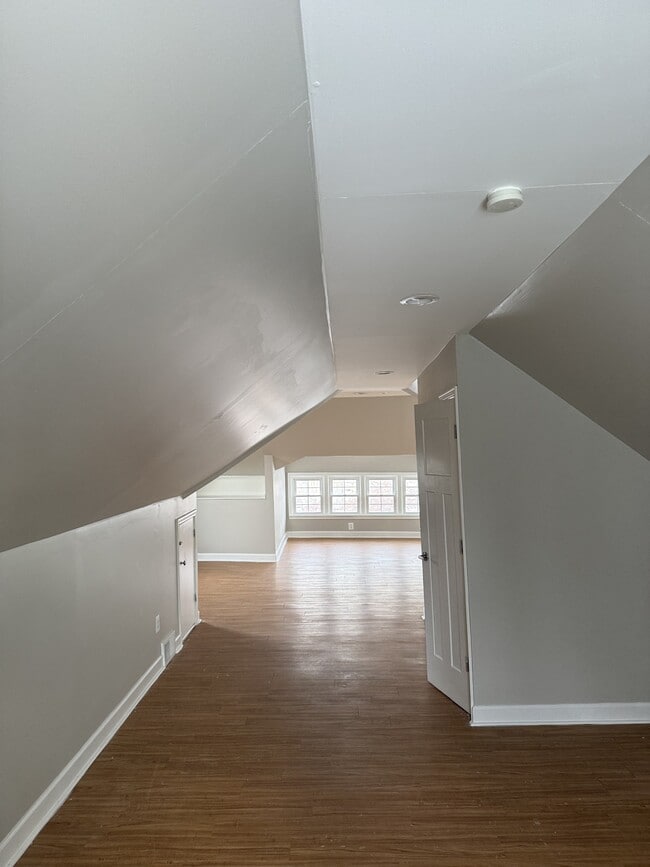 Building Photo - 209 Philip St