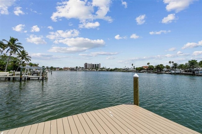 Building Photo - 3 Treasure Ln