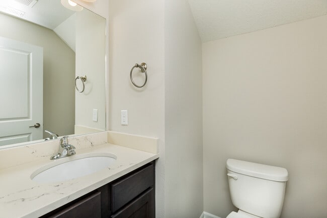 Building Photo - 306 SE 30th