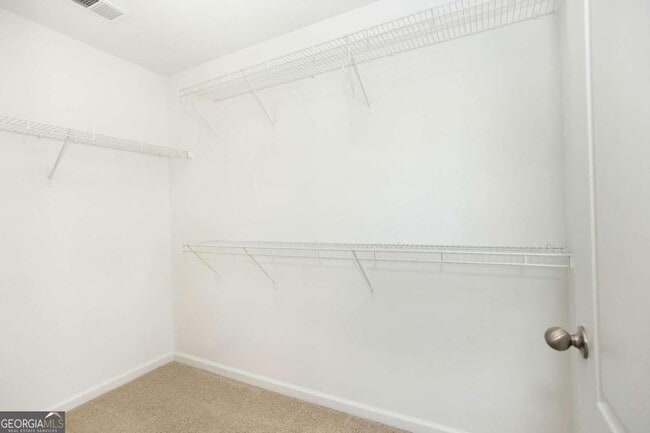 Building Photo - 5905 Oakbrook Lake Ct