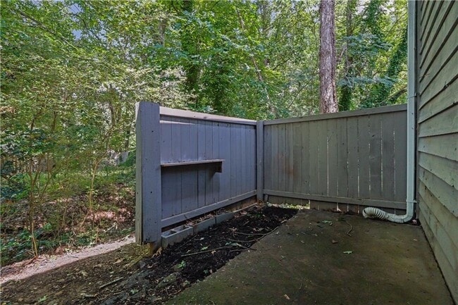 Building Photo - 4520 Coopers Creek Cir SE