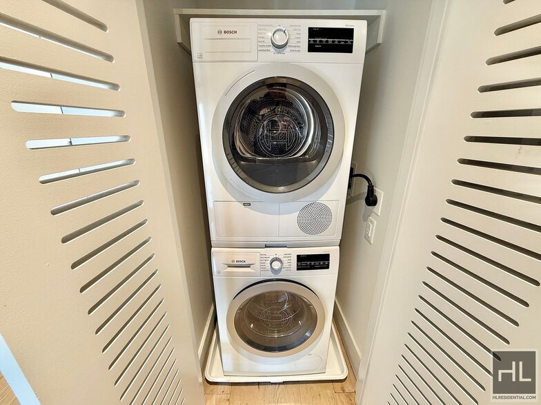 Building Photo - EAST 2ND ST