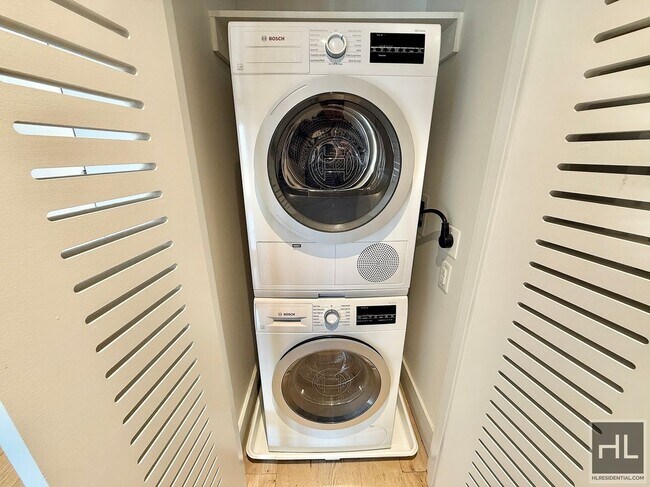 Building Photo - EAST 2ND ST