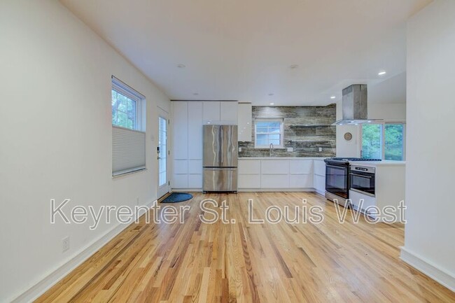 Building Photo - 10602 Tioga Ct