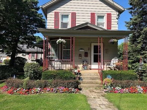 Building Photo - 205 N Illini St