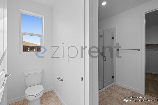 Building Photo - 1710 Halo Ave