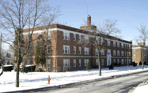Building Photo - Van Aken Court