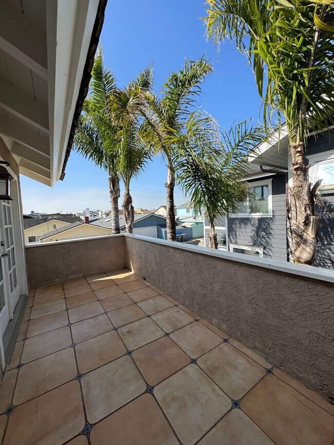 Building Photo - Wonderful Family Home in Mandalay Shores –...