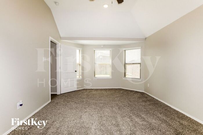 Building Photo - 334 Jewett Meadow Dr
