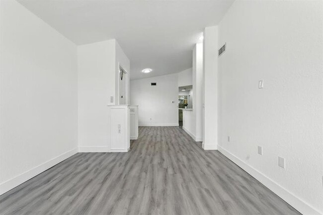 Building Photo - 18650 SW 28th Ct