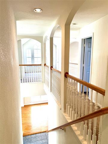 Building Photo - 9312 Cedardale Dr