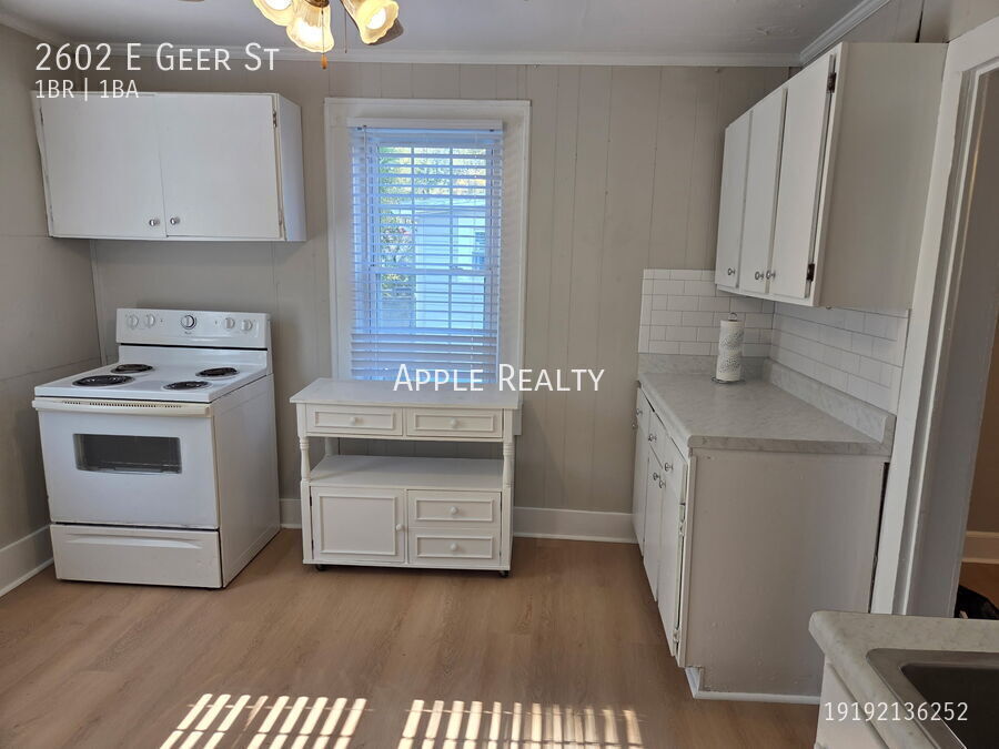 Building Photo - 2602 E Geer St