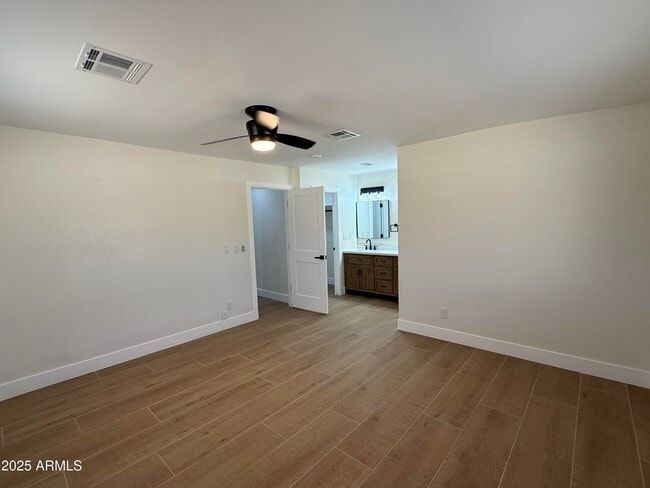 Building Photo - 6703 E Calle de Las Estrellas Rd