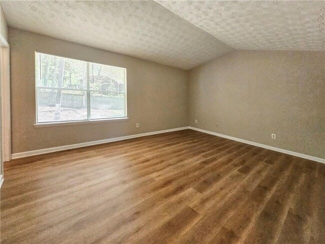 Building Photo - 7080 Greenbower Ln