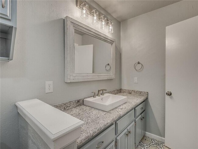 Building Photo - 13156 Marsh Ln