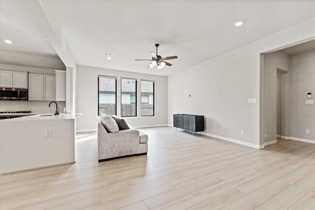 Building Photo - 32067 August Woods Wy