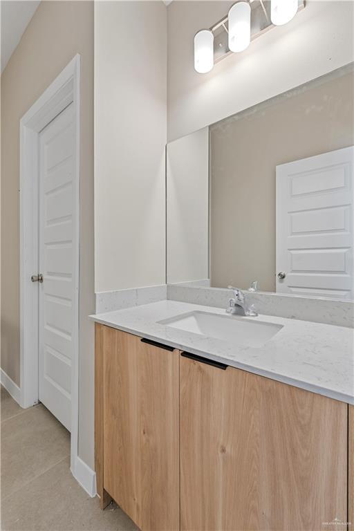 Building Photo - 12 Campeche Dr