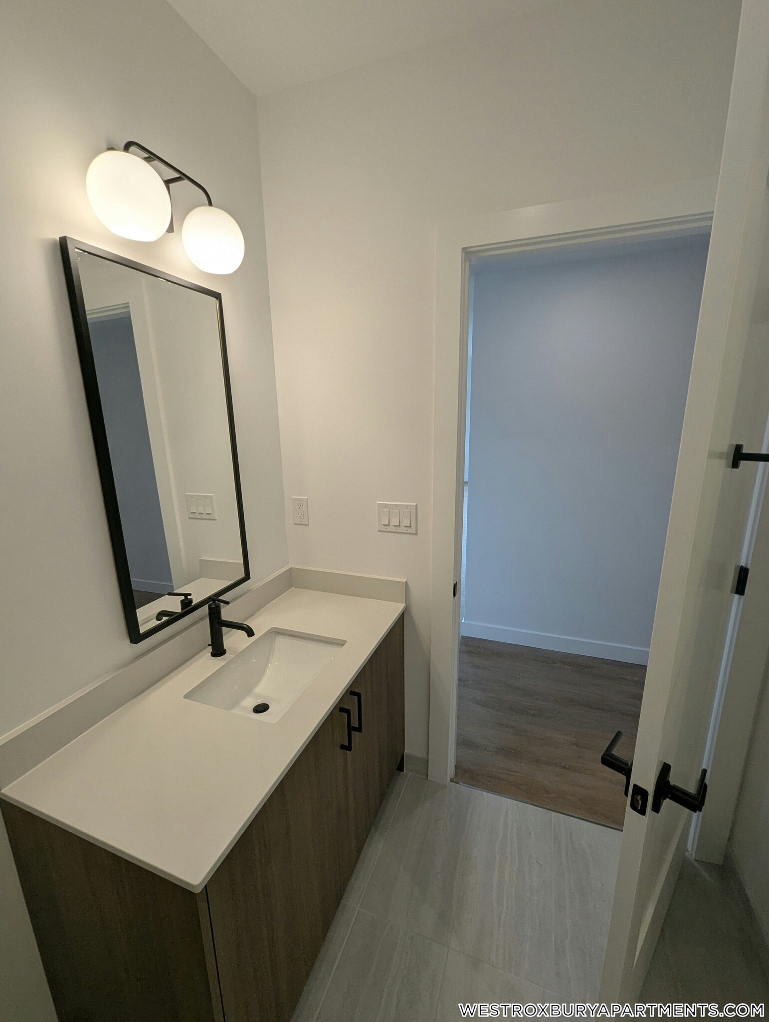 Building Photo - 199 Gardner St