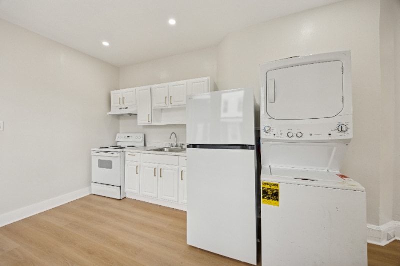 Building Photo - 130 Hansberry St