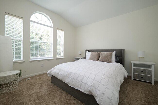 Building Photo - 1203 Lavender Shade Ct