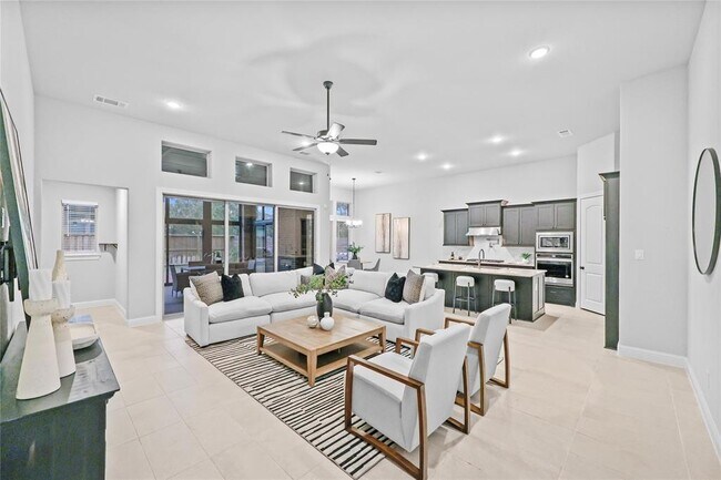 Building Photo - 28227 Cedar Peak Dr