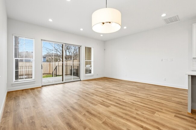 Building Photo - 1007 Mount Auburn Ave