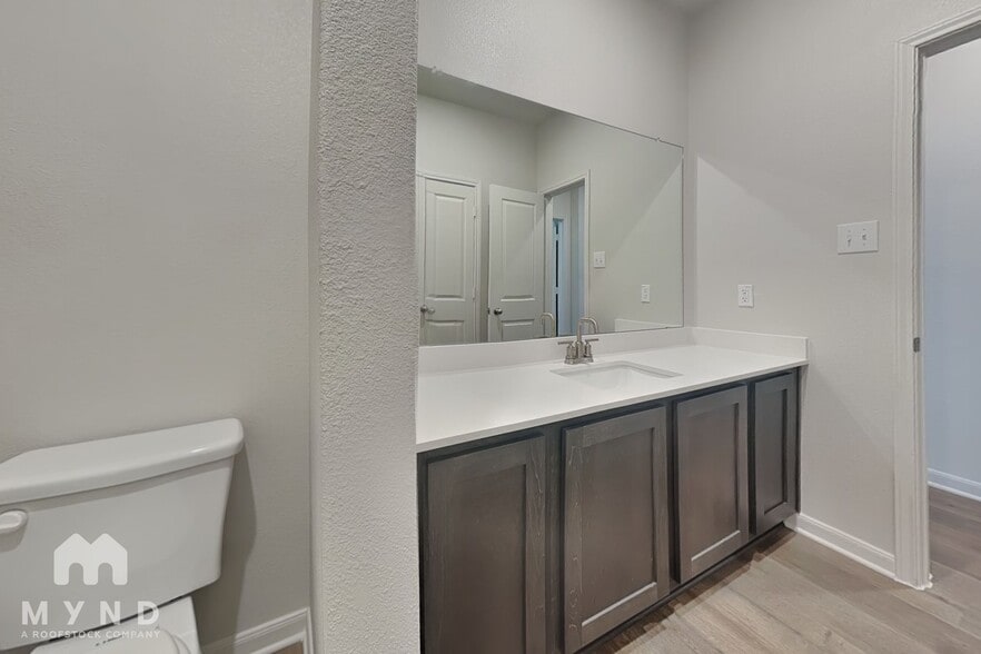Building Photo - 415 Gib Woodall Dr