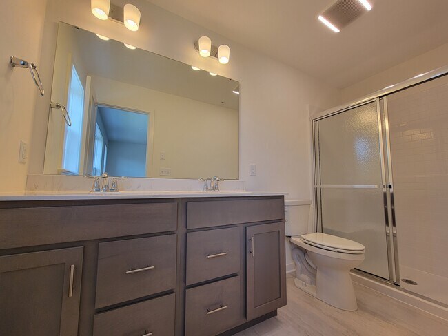 Building Photo - 2479 Artesian Way