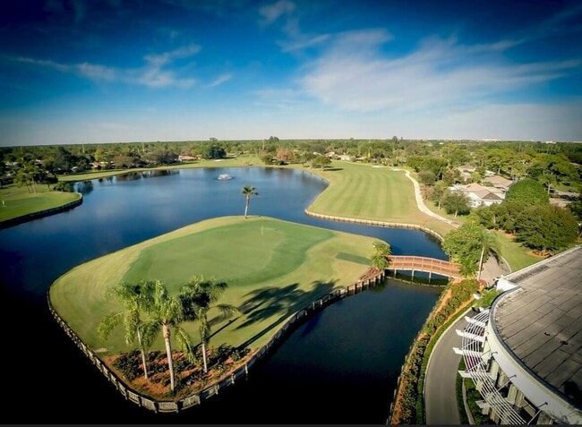 Building Photo - 13772 Sand Crane Dr