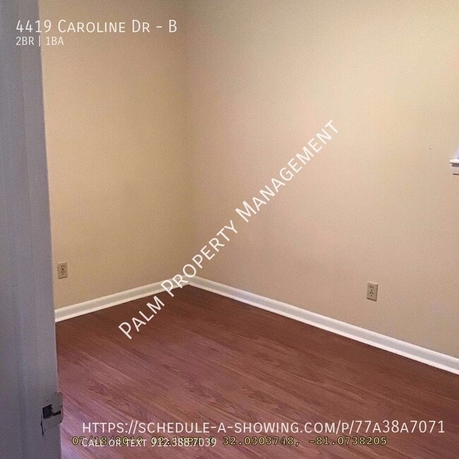 Building Photo - 4419 Caroline Dr