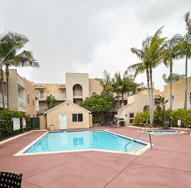 Building Photo - 5252 Orange Ave